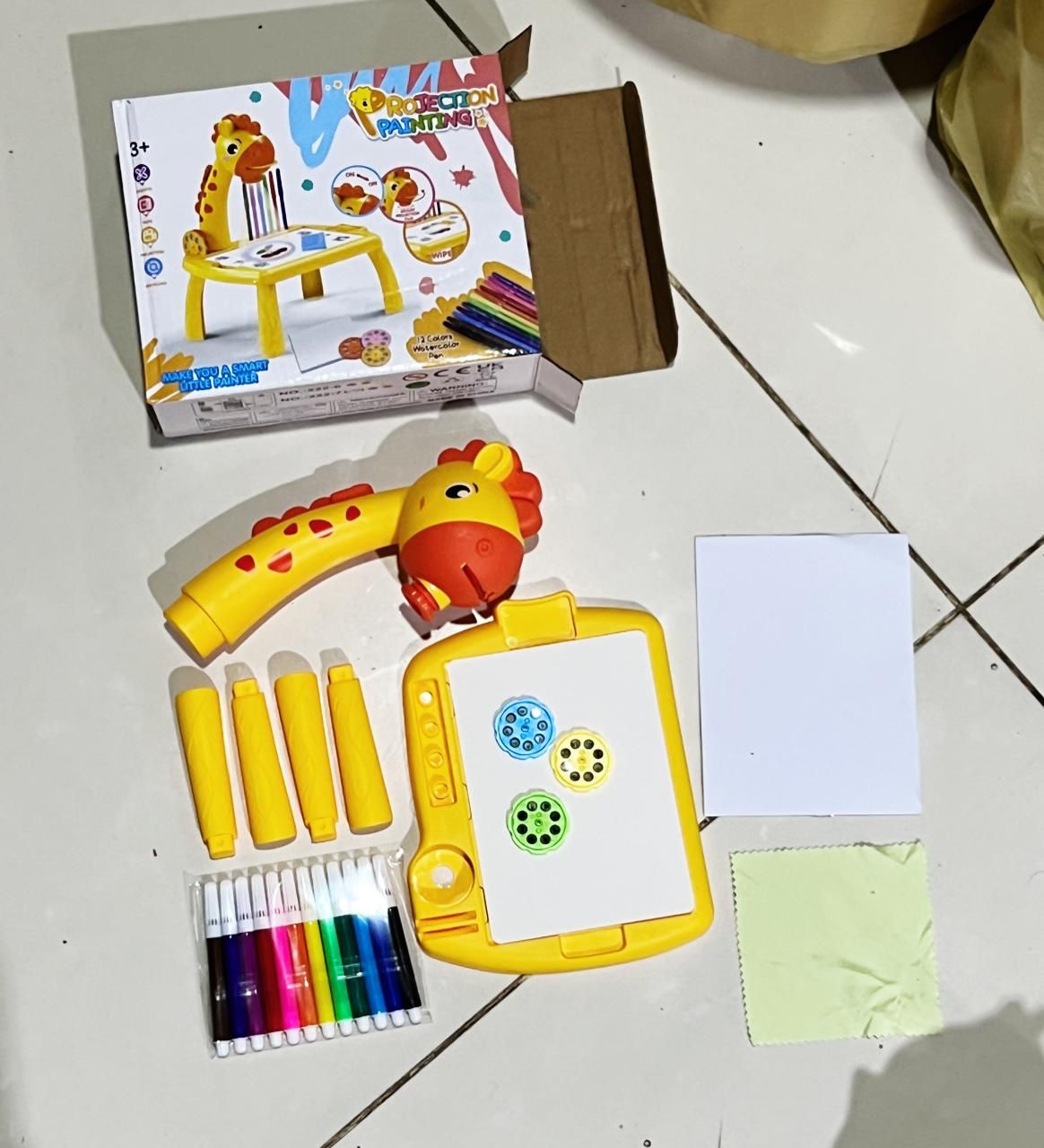 Giraffe Small Size Art Drawing Board Leds Projector Light Toy Children Kids Painting Table Small Desk (With Box Packing)(Random Color)